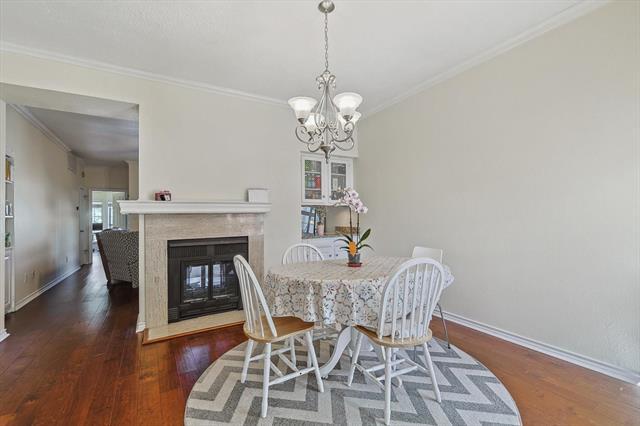 Foto principal - 12680 Hillcrest Rd
