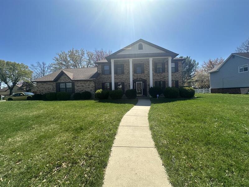 Primary Photo - 717 Saint Nicholas Dr