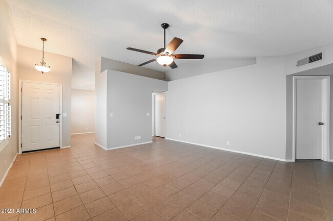 Foto del edificio - 3708 W Carol Ann Way