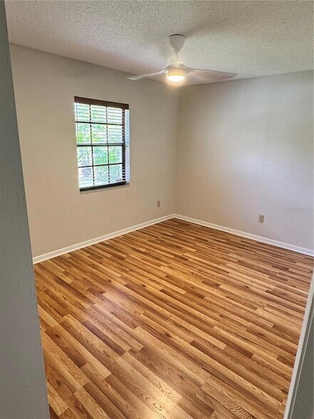 Foto del edificio - 58 Bracken Ln