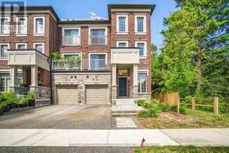 Building Photo - 947 Finley Ave