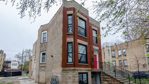 Side trail - 6040 S Rhodes Ave