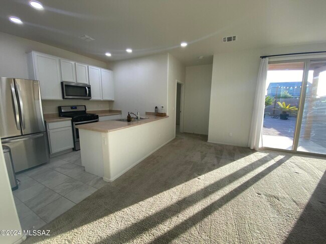Foto del edificio - 12265 N Sutter Dr