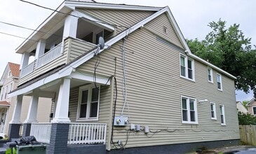 Building Photo - 311 W 27th St