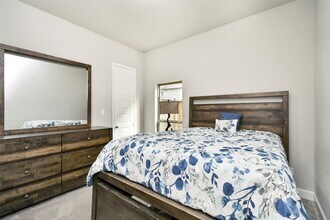 Building Photo - 5042 Albany Shores Ln