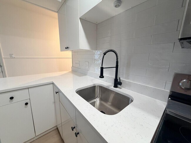 Foto del edificio - 4042 Boulder Dr