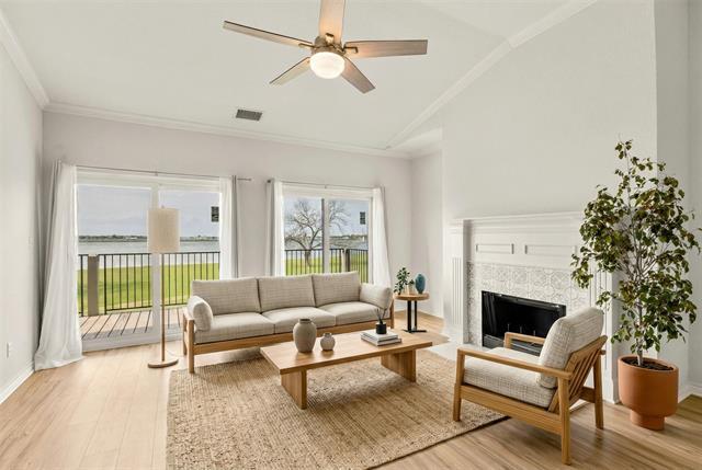 Foto del edificio - 1916 Signal Ridge Pl