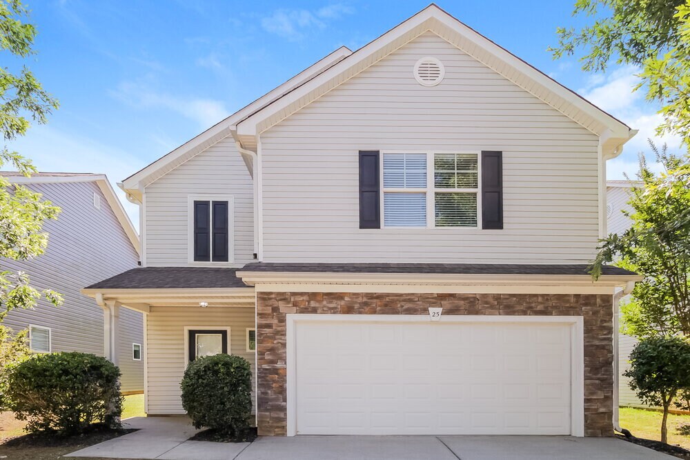Foto principal - 25 Oakbrook Dr