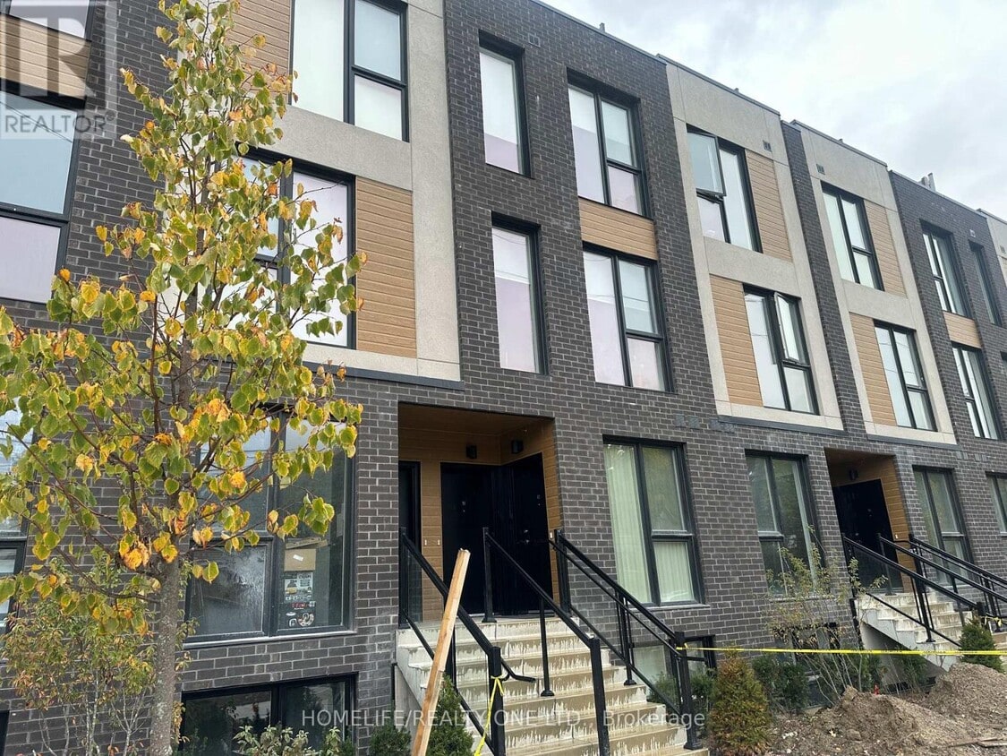 Primary Photo - 168 Clonmore Dr