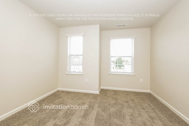 Foto del edificio - 1054 Legacy Ct