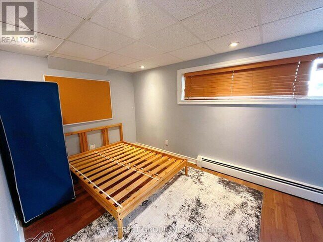 Photo du bâtiment - LOWER - 106 ST DAVIDS ROAD