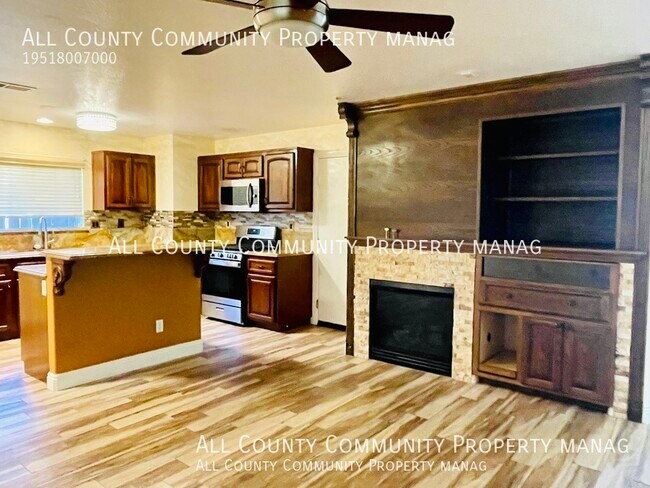 Foto del edificio - Beautiful Two Story Home In Menifee!