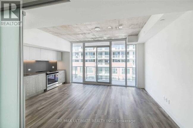 Building Photo - 15 Baseball Pl