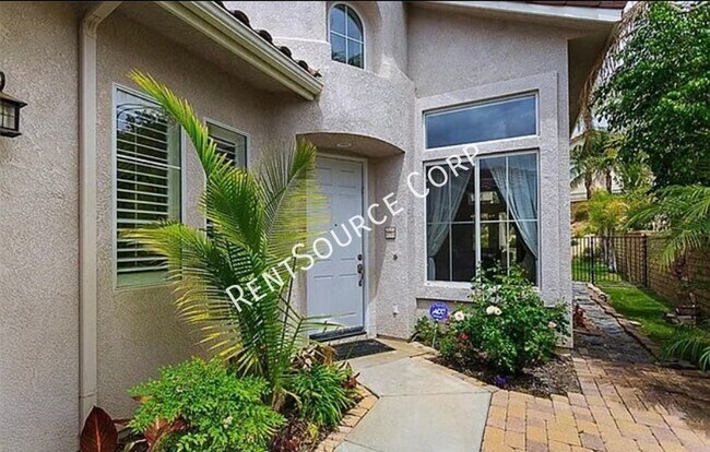 Foto del edificio - 22909 Redwood Ct
