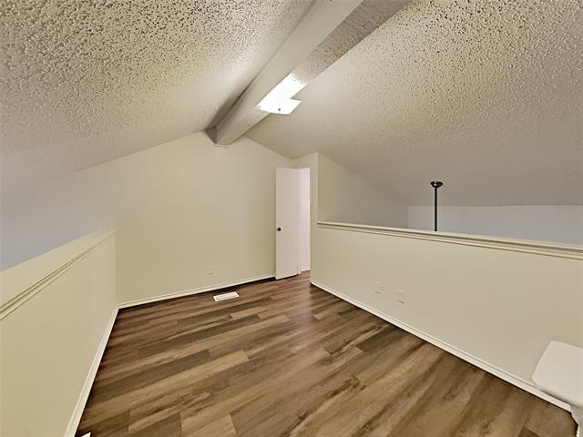 Foto del edificio - 13215 Emily Rd