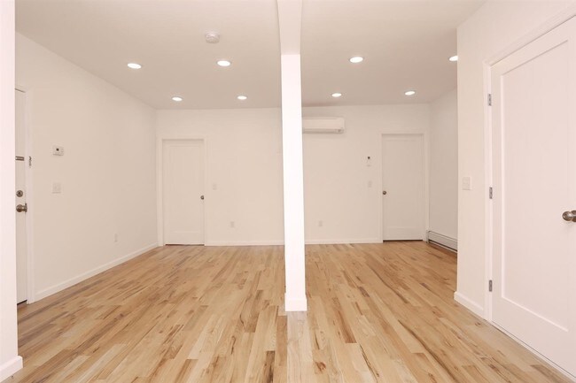 Foto del edificio - 413 Jefferson St