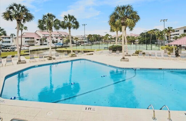 Foto del edificio - 140 W Mariners Cay Dr