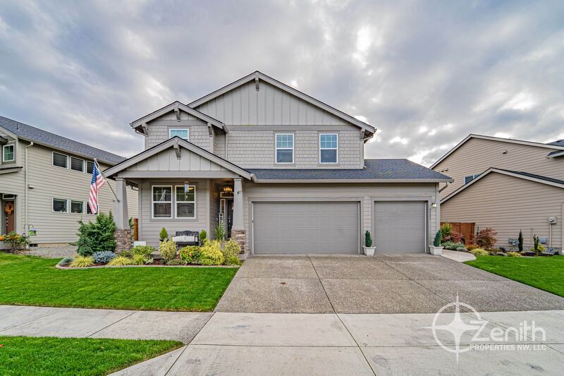 Primary Photo - 3521 S Kennedy Dr