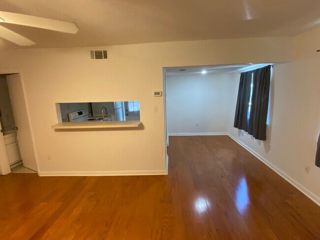 Foto del edificio - 2 Bed Condo in Quail Hollow - water/sewer ...