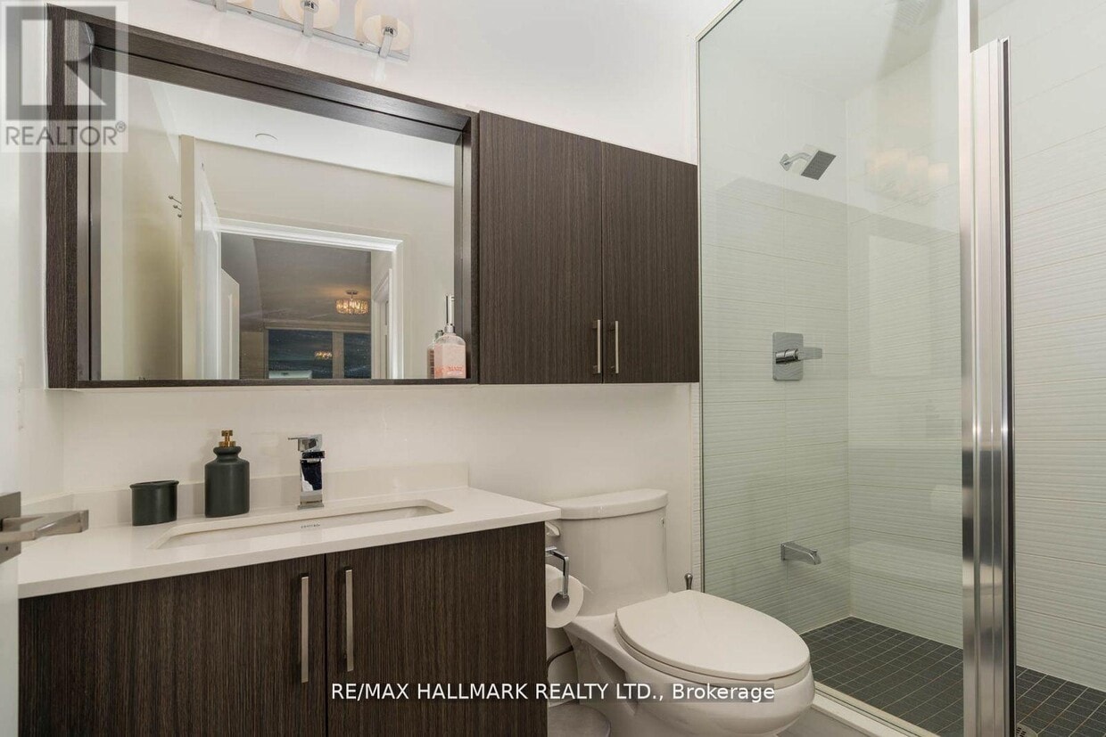 Photo du bâtiment - 591 Sheppard Ave E