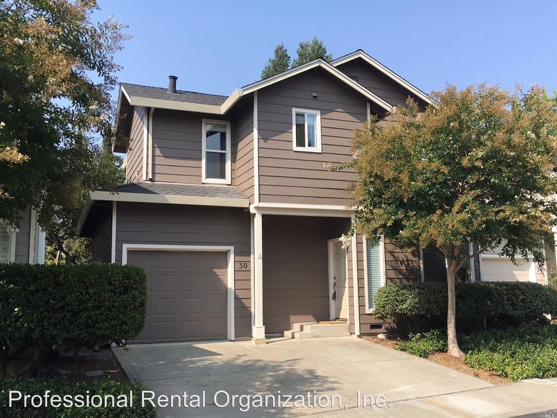 Primary Photo - 2 br, 2.5 bath House - 30 Avalon Court