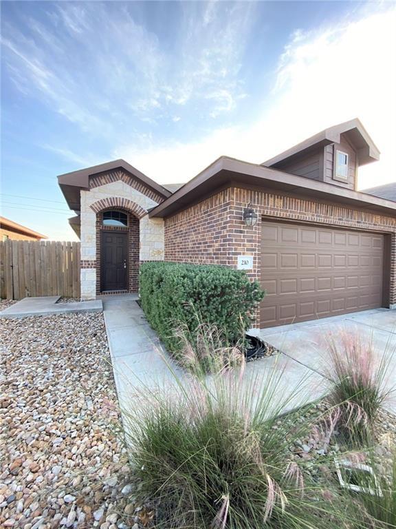Primary Photo - 210 Hidden Springs Dr