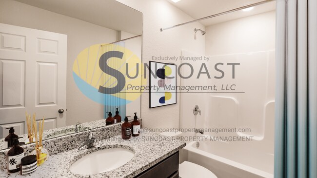 Building Photo - Gorgeous, BRAND NEW 2 Bedroom Unit in Port...