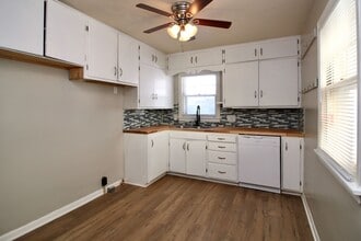 Building Photo - 3713 Drexel Dr