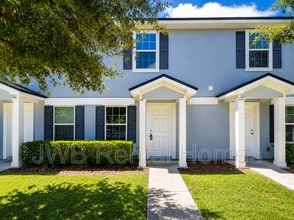 Building Photo - 8441 McGirts Village Ln