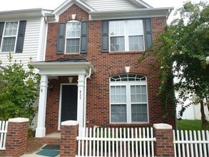 Building Photo - 937 Coolsprings Ln