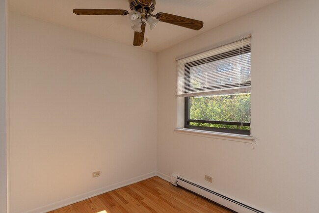 Foto del edificio - 535 W Aldine Ave