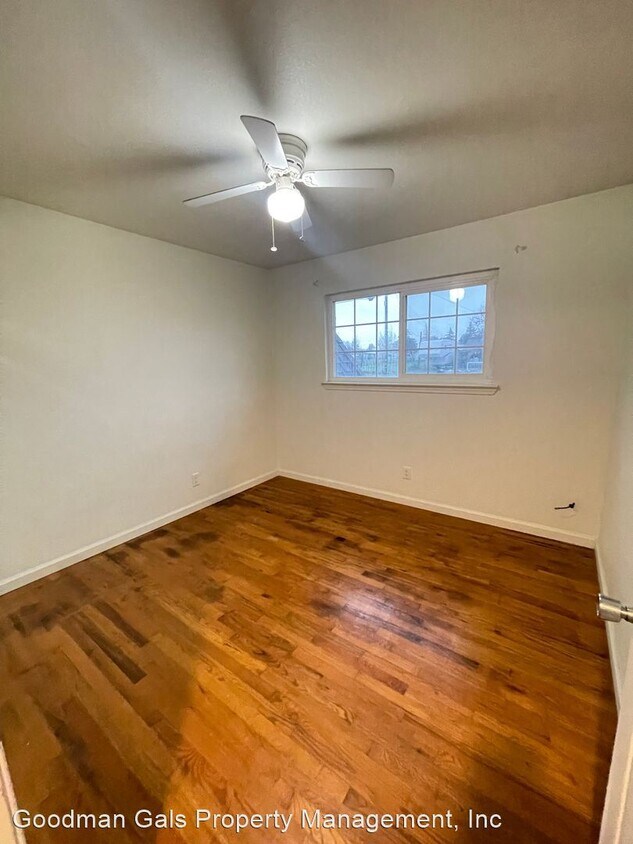 Building Photo - 3 br, 2 bath House - 1686 Hooper Rd