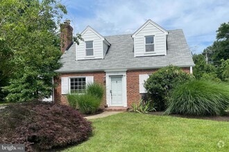 Building Photo - 7110 Coventry Rd