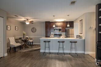 Building Photo - Barrington Place Apartments