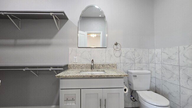 Foto del edificio - 1502 Quail Ct