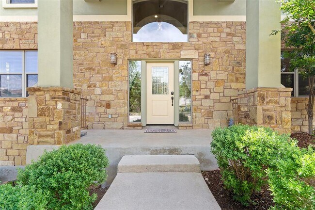 Foto del edificio - 22415 Briarview Dr