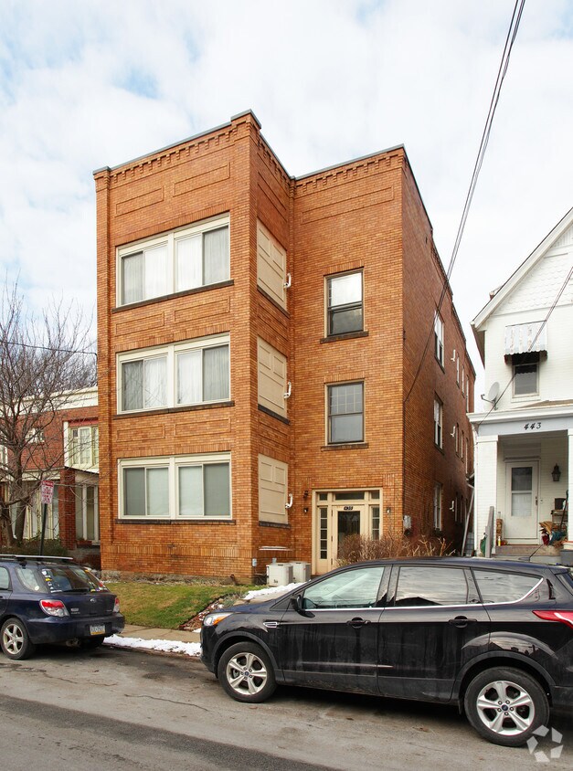 Foto principal - 439 Biddle Ave