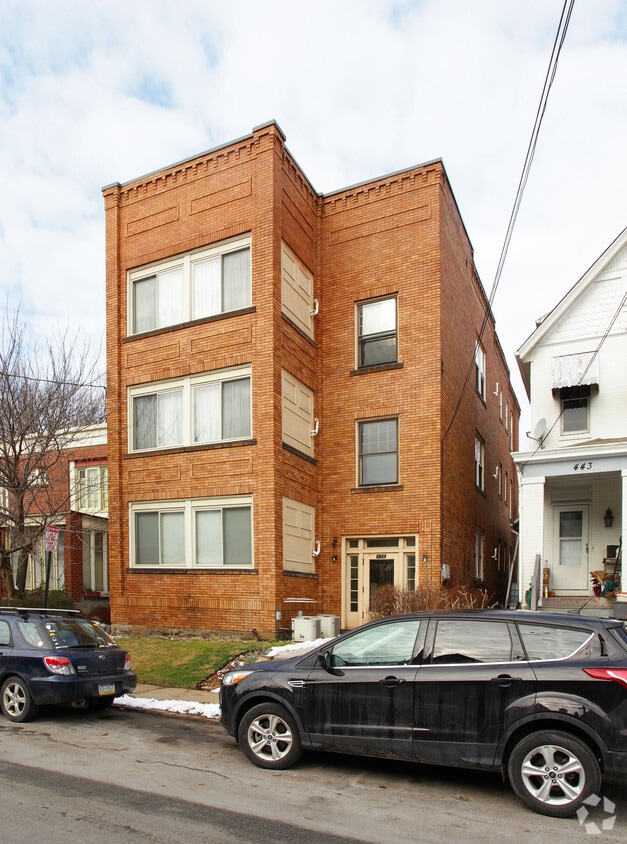 Primary Photo - 439 Biddle Ave