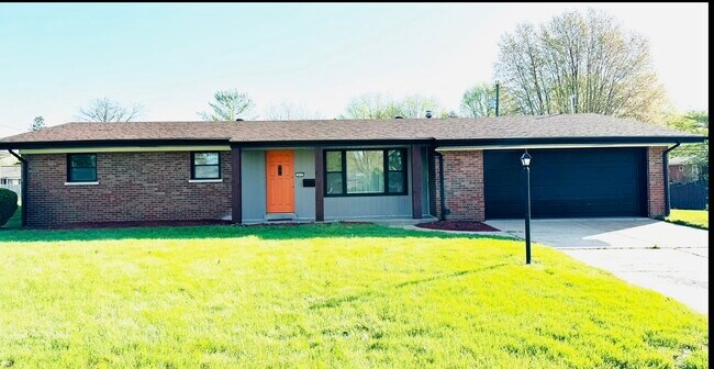 Exterior frontal - 213 Springdale Dr