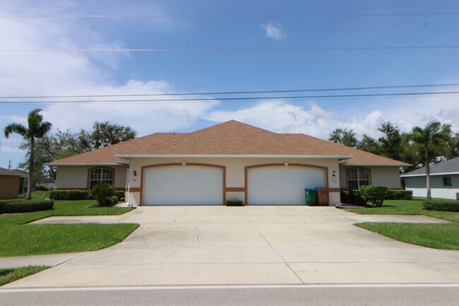 Foto del edificio - 1317-1321 Gleason Pkwy