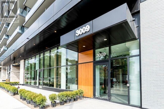 Building Photo - 3009 Novar Rd