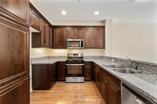 Foto del edificio - 28250 Socorro St
