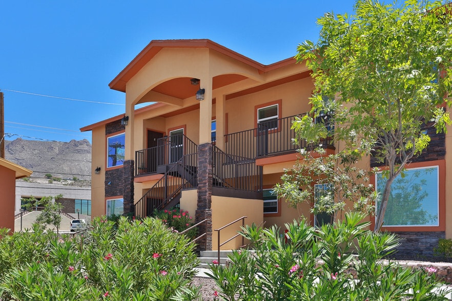 Double View Apartments