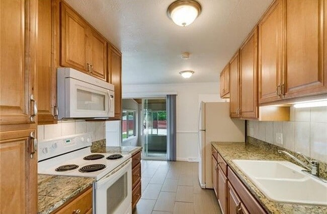 Building Photo - SHARP BRICK RANCH, BASEMENT, GARAGE
