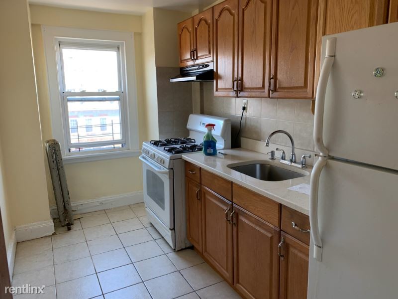 Foto principal - 21-18 28th St