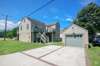 Building Photo - 1040 Little Bay Ave
