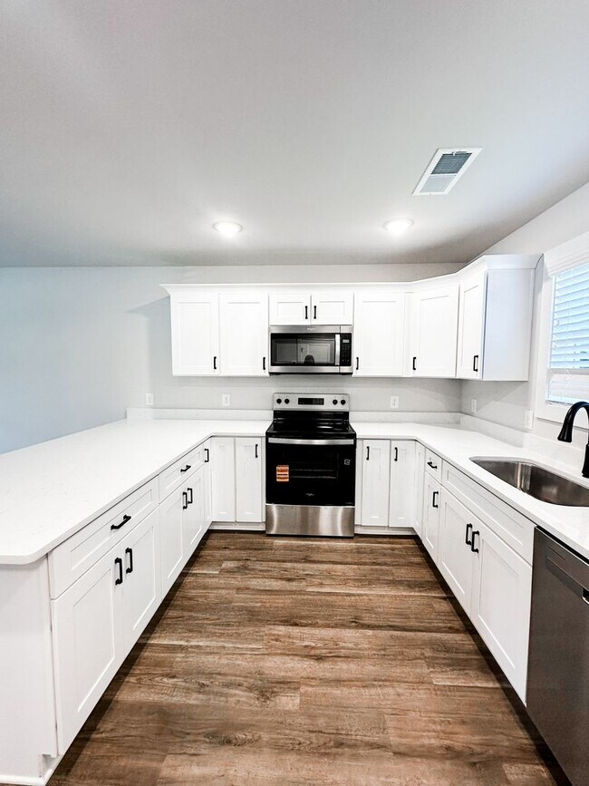 Foto del edificio - 3475 Monterey St