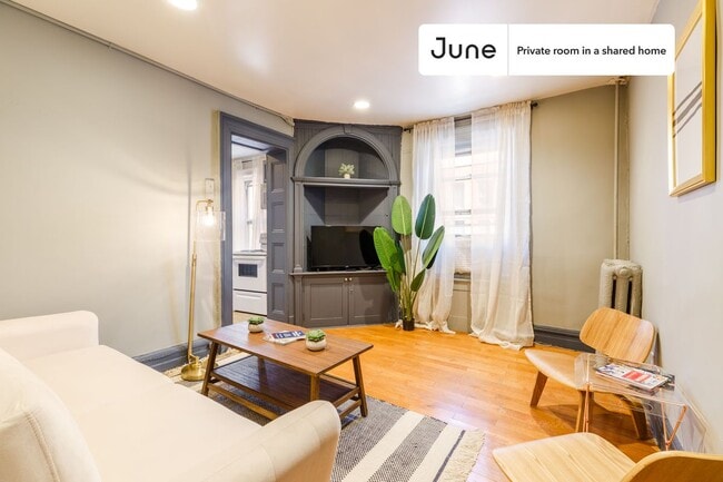 Building Photo - Room in Shared 4 bed/1 bath home in Chelsea