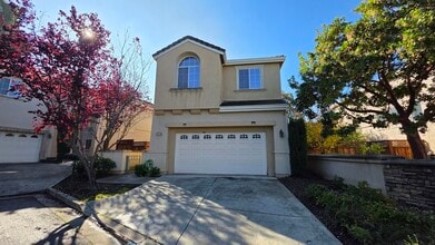 Building Photo - 5518 Manderston Dr