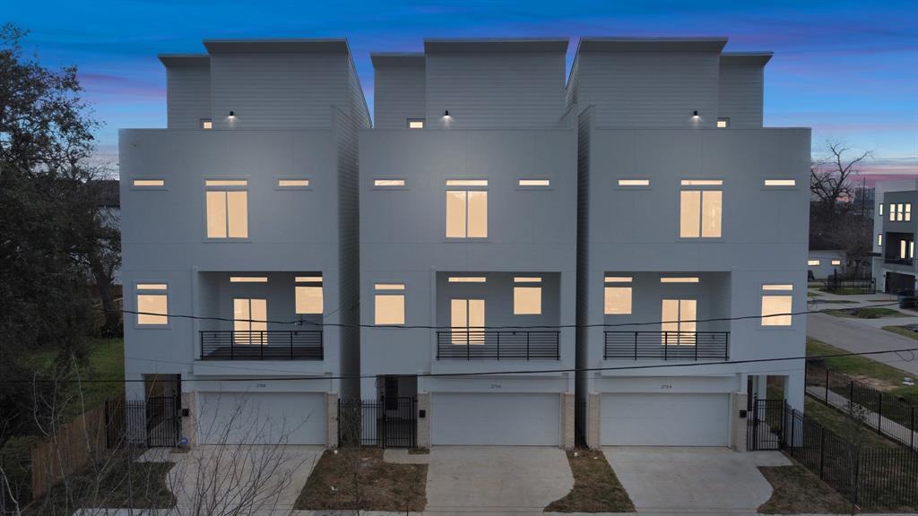 2706 Dennis St, Houston, TX 77004 House Rental in Houston, TX